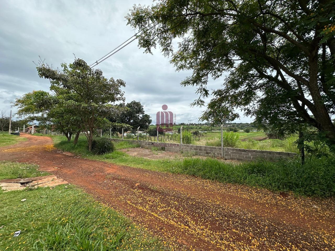 TERRENO -RUA TARQUNIO JOSLIN DOS SANTOS - POLO UNIVERSITÁRIO