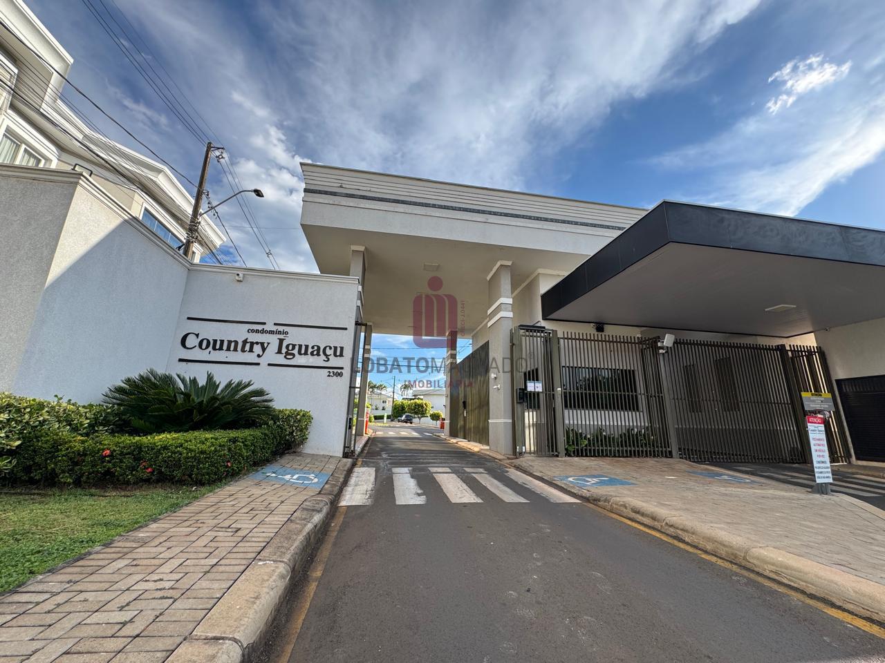 TERRENO - CONDOMINIO COUNTRY IGUAÇU