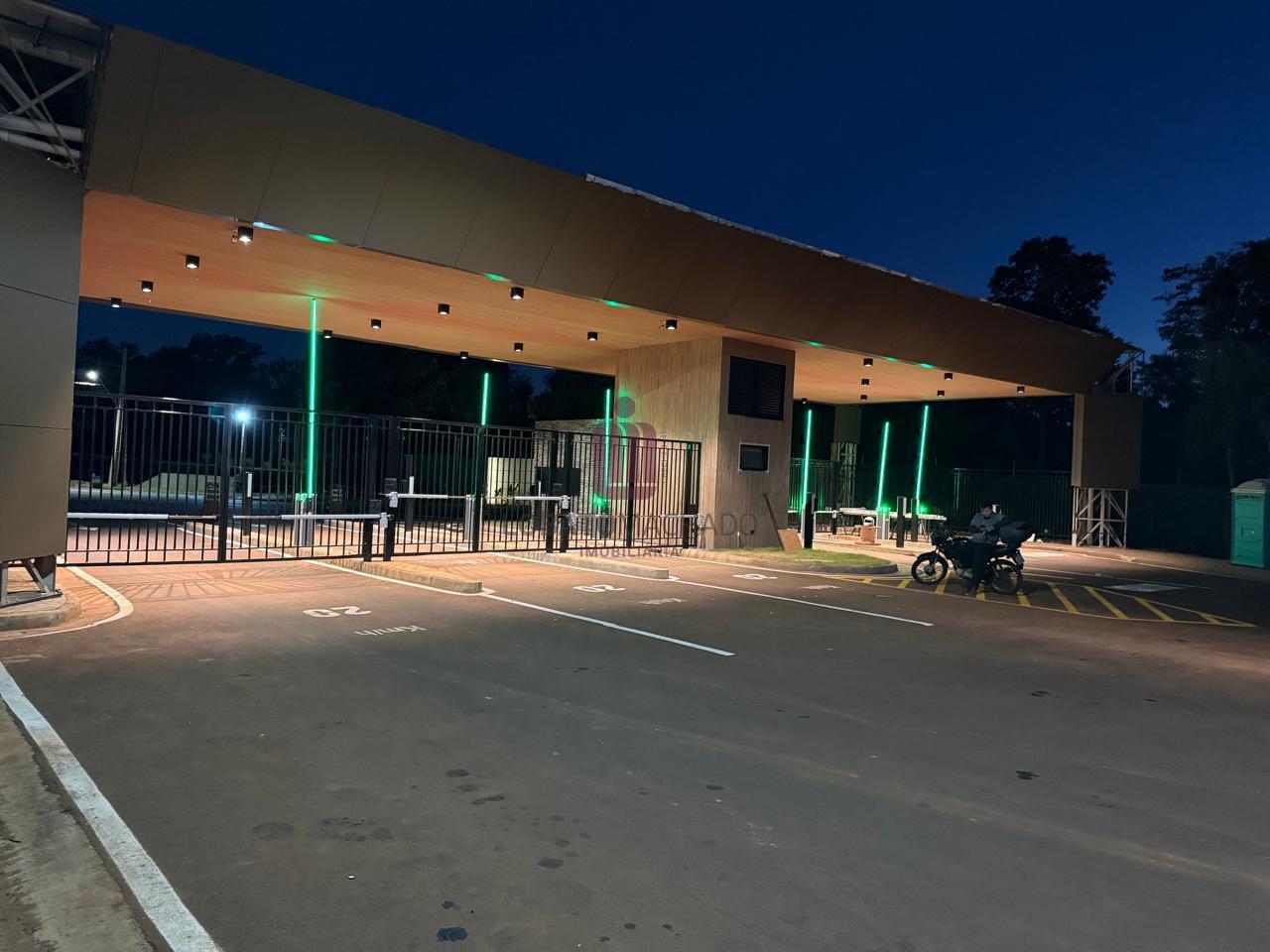 CONDOMÍNIO  - INFINITUS RESIDENCE E CLUB