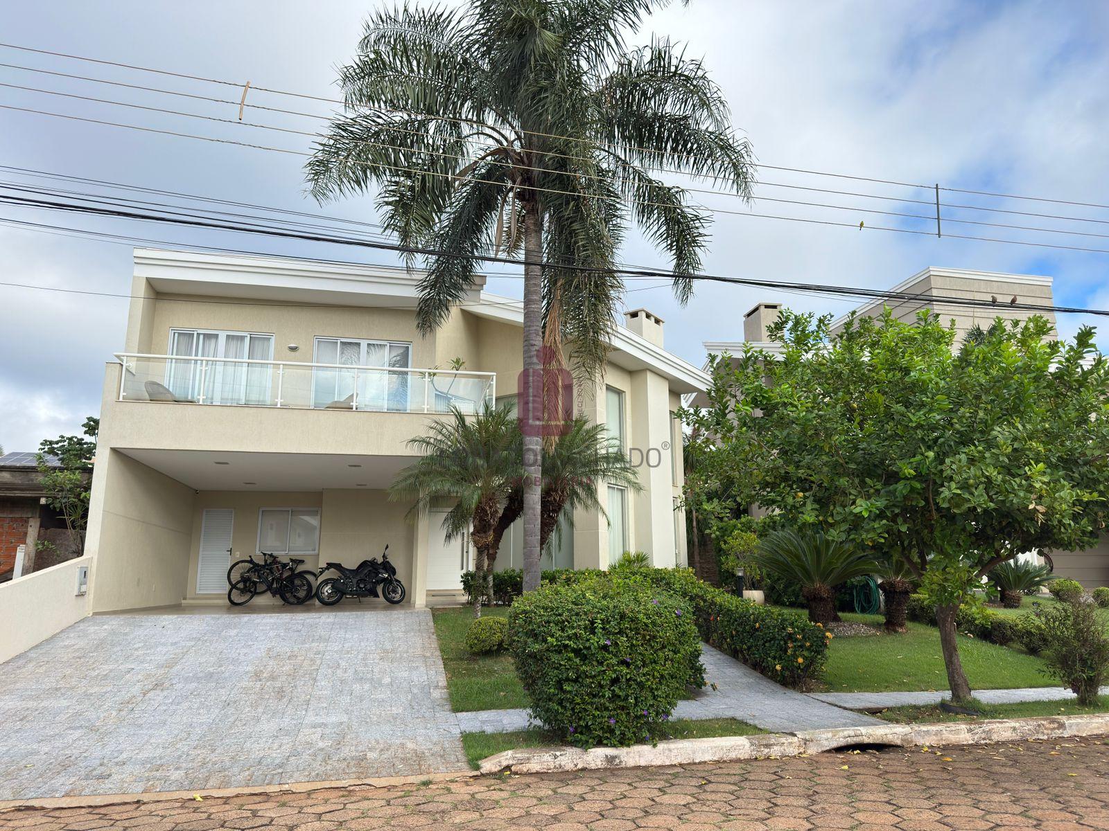 SOBRADO ALTO PADRÃO - CONDOMÍNIO LAGO DOS CISNES