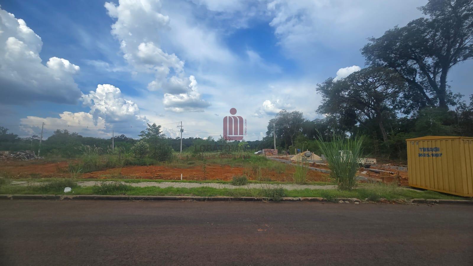 TERRENO - JARDIM ROUXINOL  - REGIÃO DO CARIMÃ