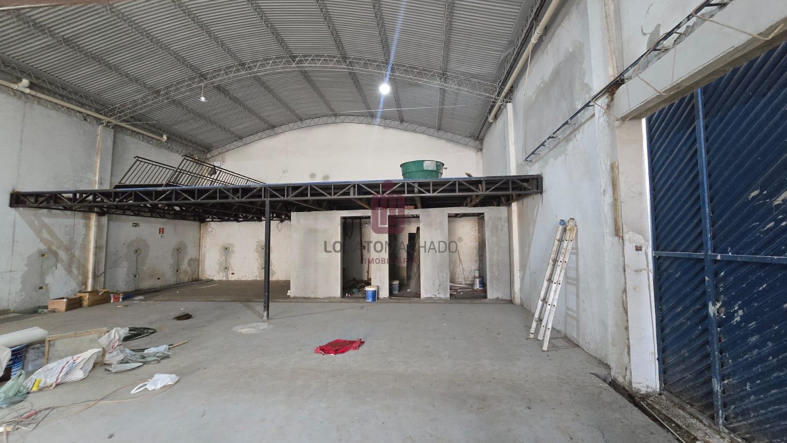 BARRACÃO COMERCIAL RUA DAS MISSÕES -  VILA PORTES.