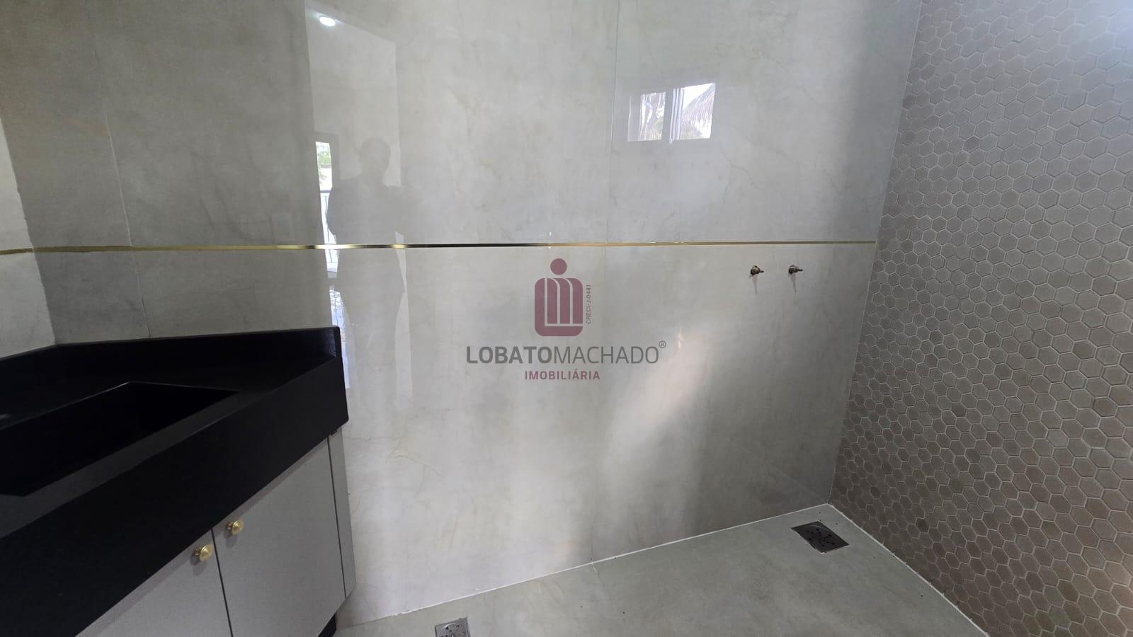 SOBRADO DE ALTO PADRÃO  -  CONDOMÍNIO PORTO SEGURO - AVENIDA TANCREDO NEVES