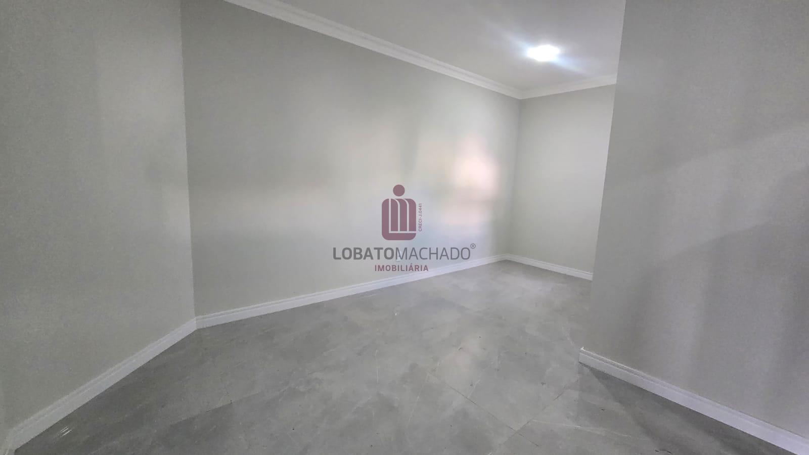 SOBRADO DE ALTO PADRÃO  -  CONDOMÍNIO PORTO SEGURO - AVENIDA TANCREDO NEVES