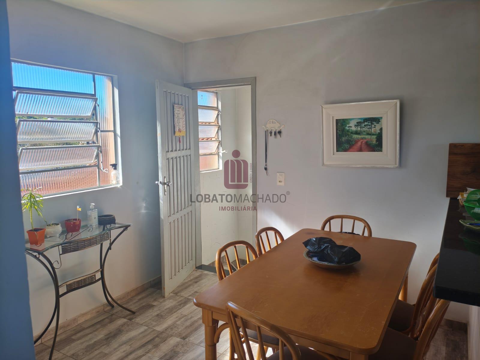 CASA E 02 APTOS - RUA LIMEIRA / E RUA AMOREIRA - JARDIM LARANJEIRAS