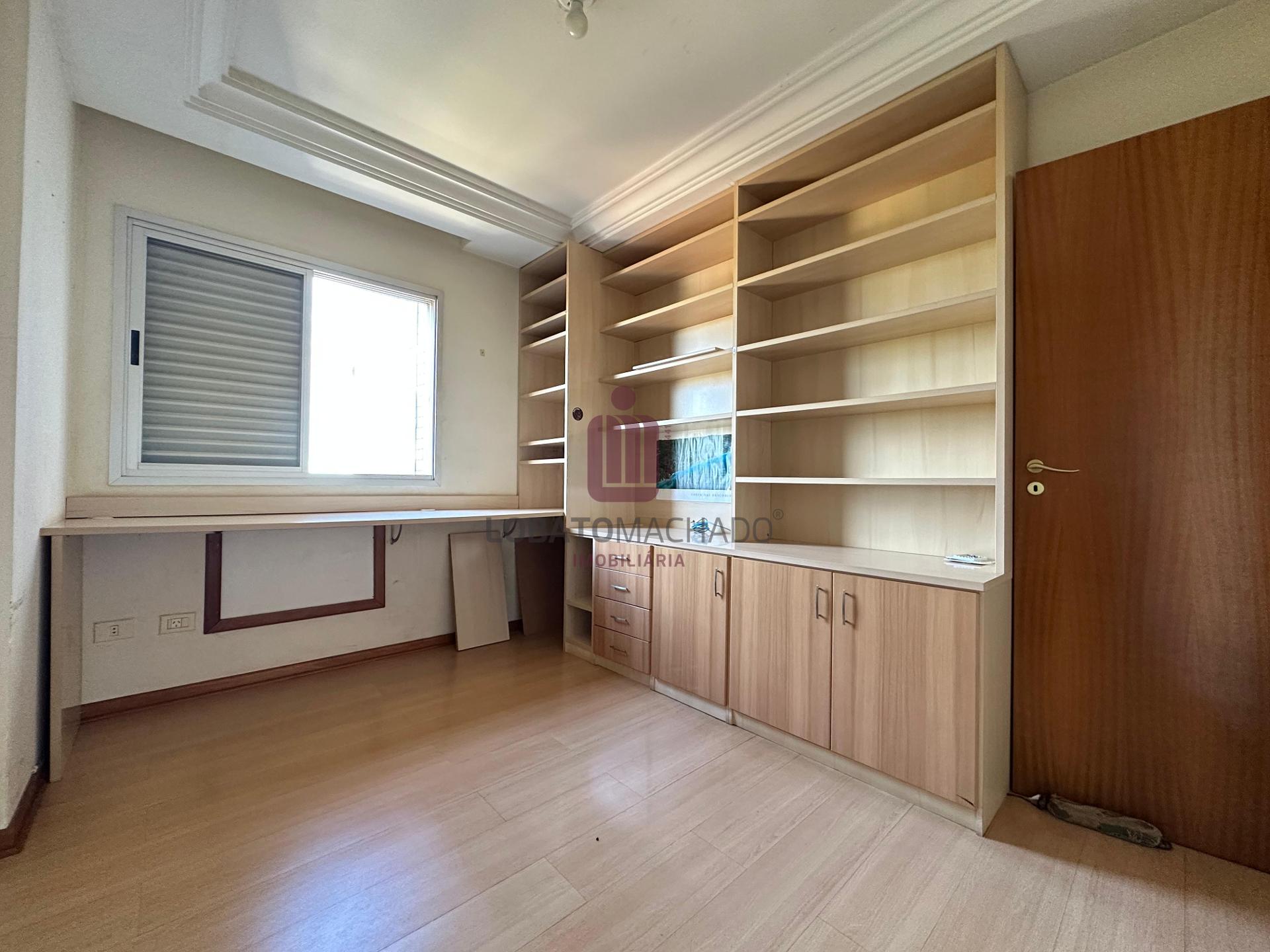 EDIFÍCIO TORRE AZUL - APARTAMENTO