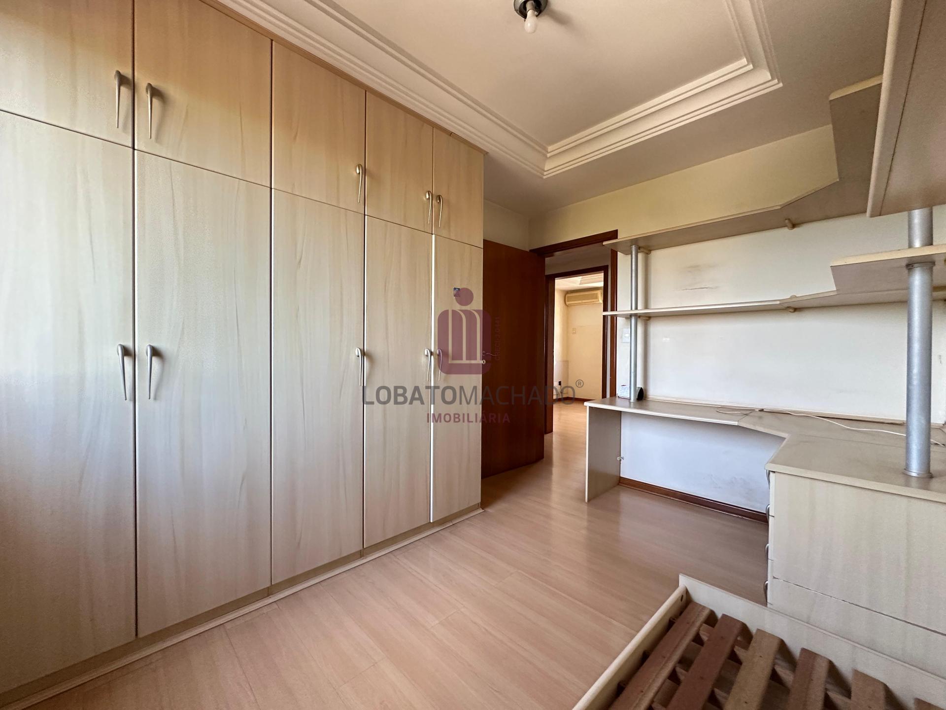 EDIFÍCIO TORRE AZUL - APARTAMENTO