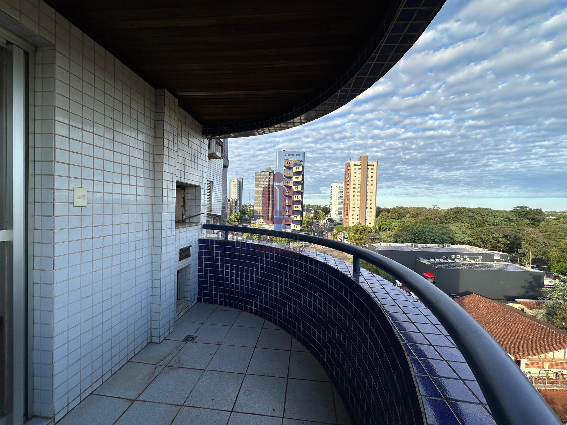 EDIFÍCIO TORRE AZUL - APARTAMENTO