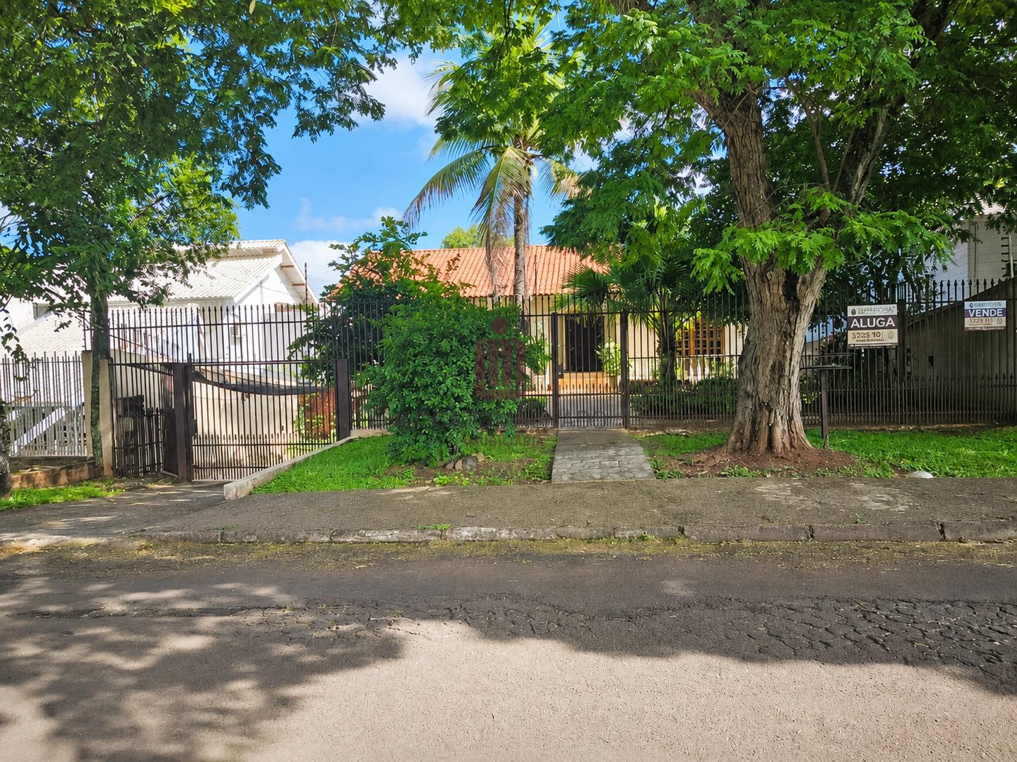 CASA - RUA AÇUCENAS - JARDIM ELIZA II