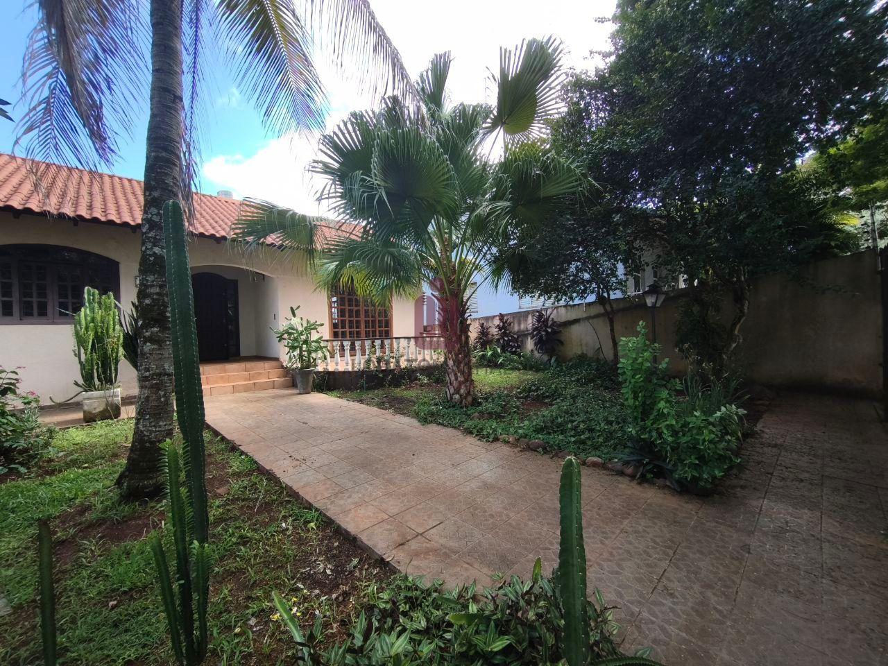 CASA - RUA AÇUCENAS - JARDIM ELIZA II