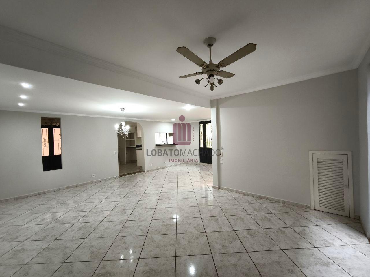 CASA - RUA AÇUCENAS - JARDIM ELIZA II