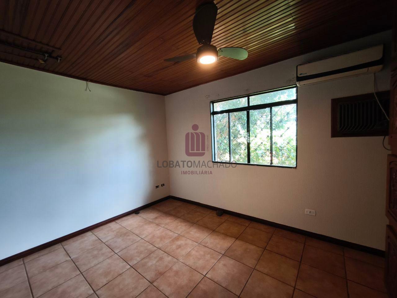 CASA - RUA AÇUCENAS - JARDIM ELIZA II
