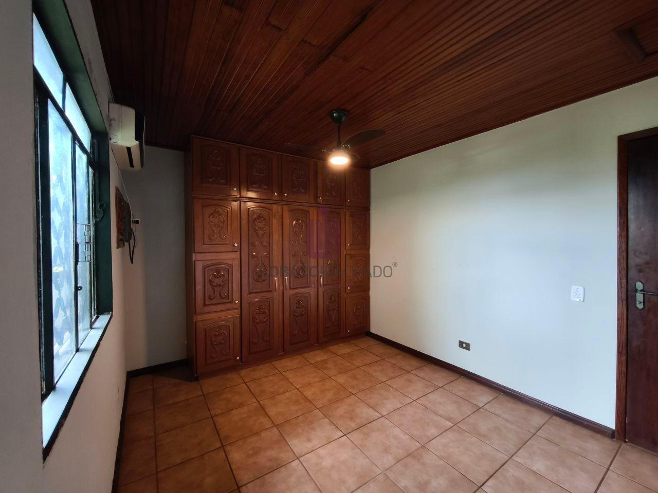 CASA - RUA AÇUCENAS - JARDIM ELIZA II