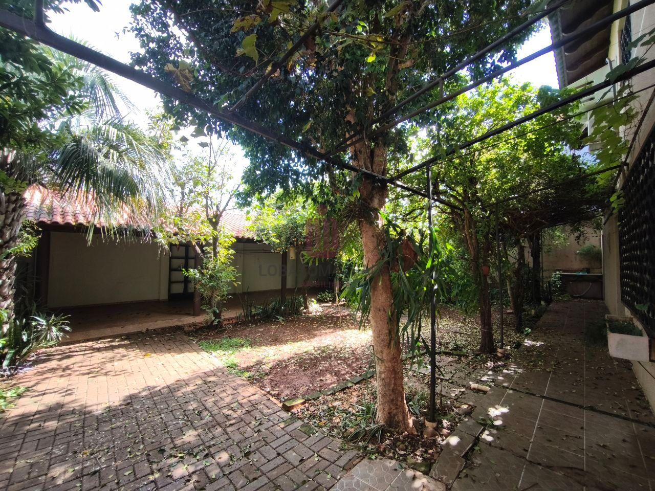 CASA - RUA AÇUCENAS - JARDIM ELIZA II