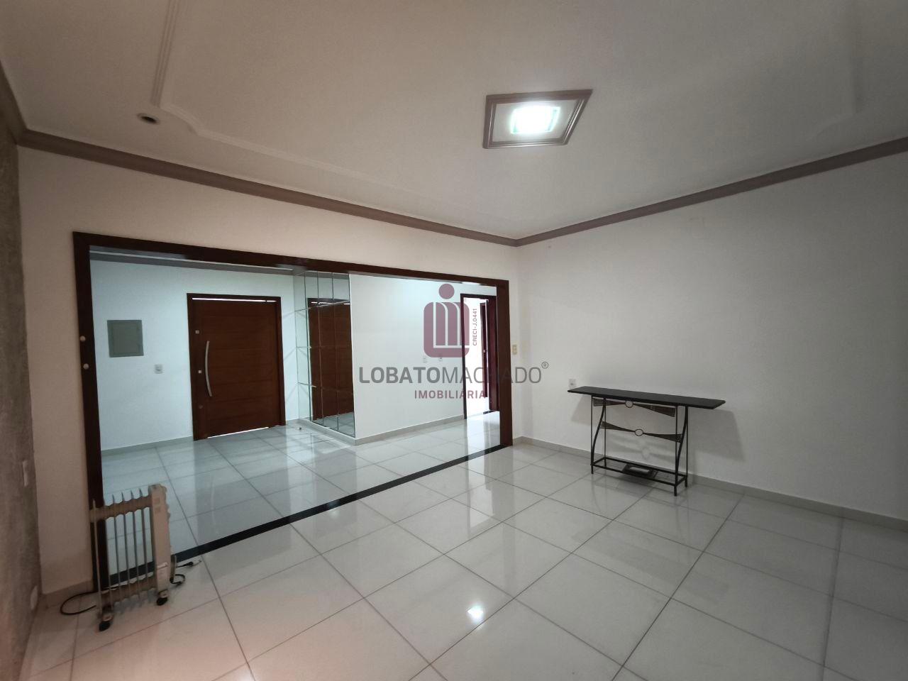 CASA - JARDIM CANADÁ II