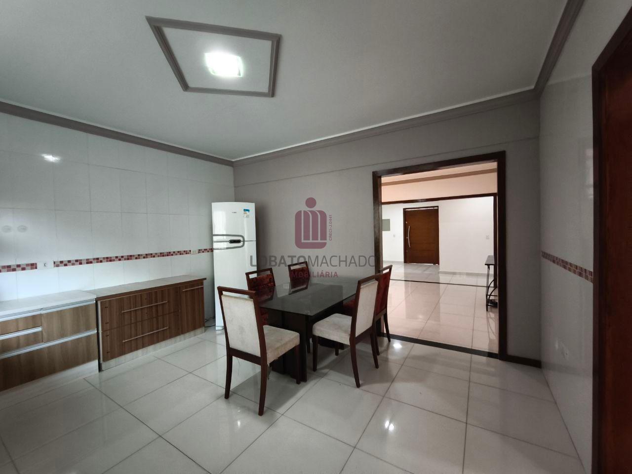CASA - JARDIM CANADÁ II