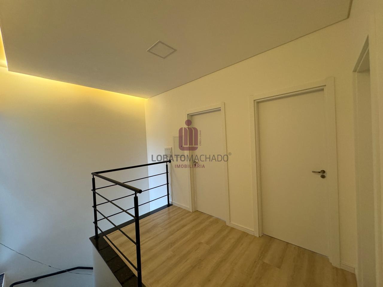 SOBRADO - JARDIM LANCASTER - REGIÃO DA VILA A - BAIRRO INTELIGENTE