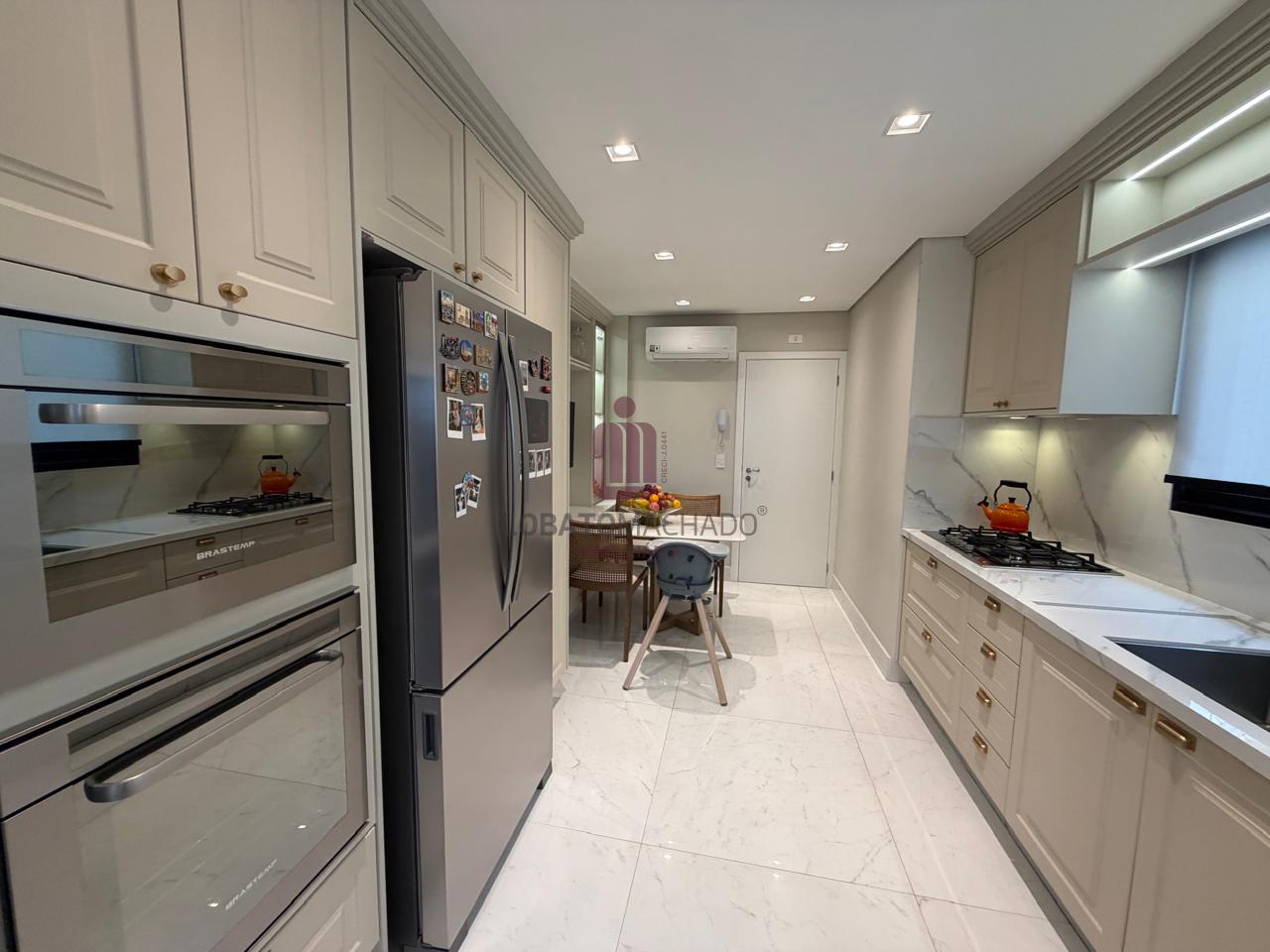 RESIDENCIAL  RENOIR - APARTAMENTO MOBILIADO NO CENTRO DA CIDADE