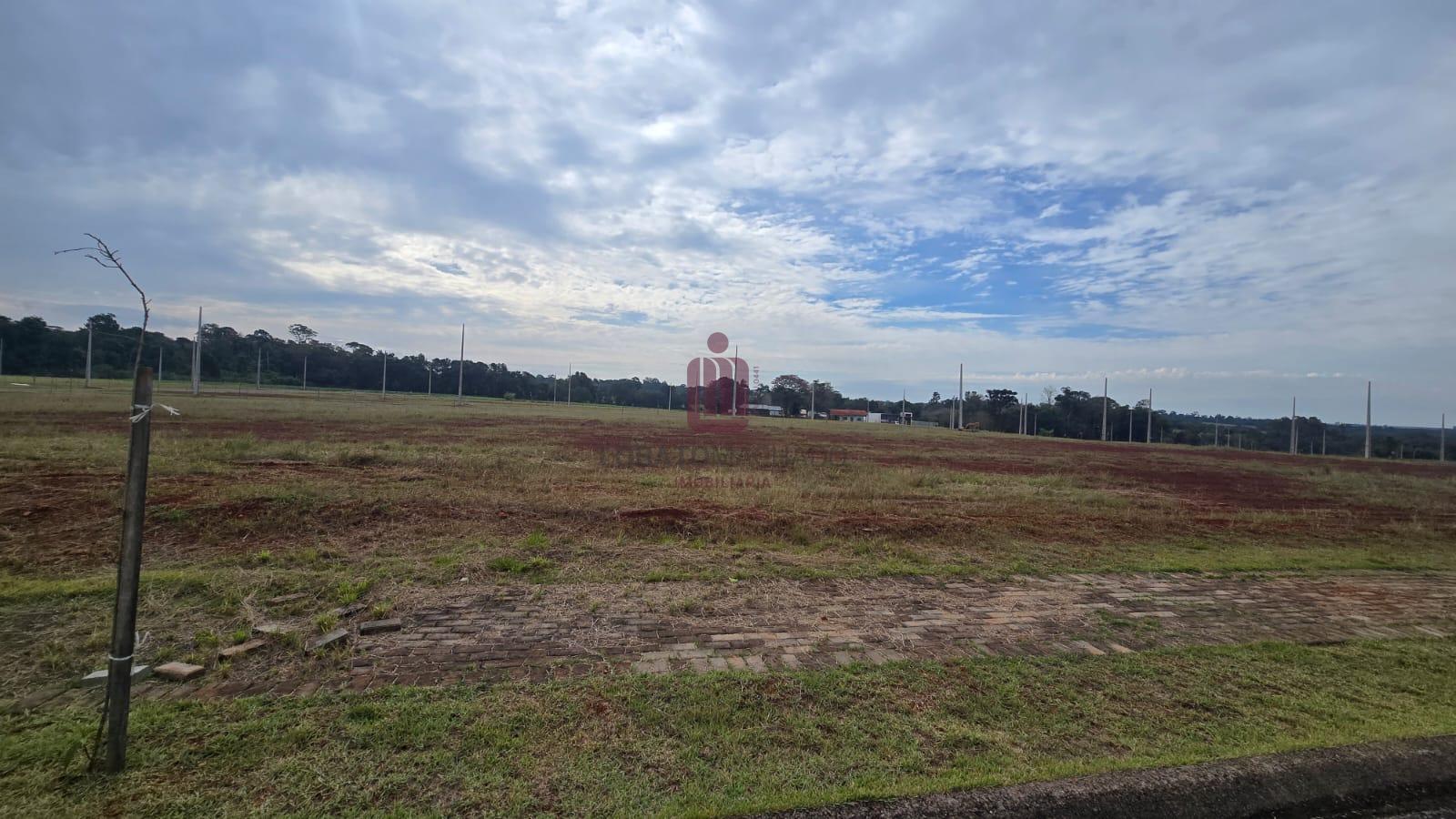 TERRENO - LOTEAMENTO RECANTO DO LAGO - AV. MARIA BUBIAK