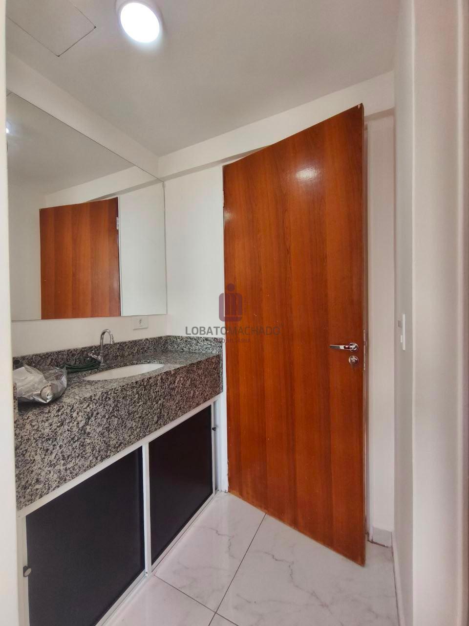 APARTAMENTO - EDIFÍCIO GRAND PRIX - CENTRO