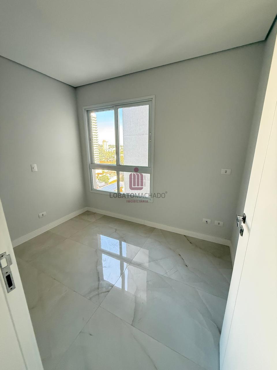 APARTAMENTO - ELEGANCE TOWER - CENTRO