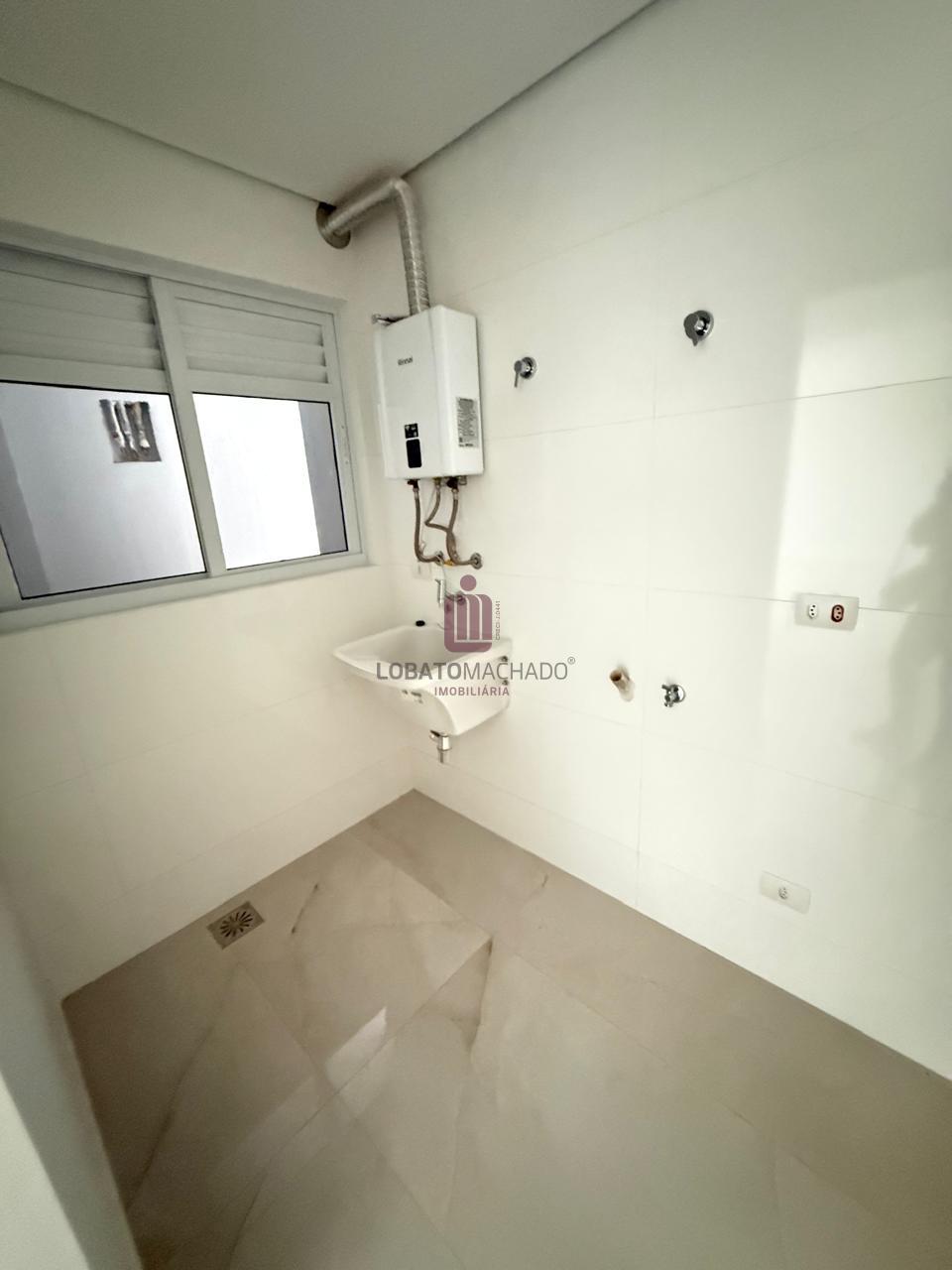APARTAMENTO - ELEGANCE TOWER - CENTRO
