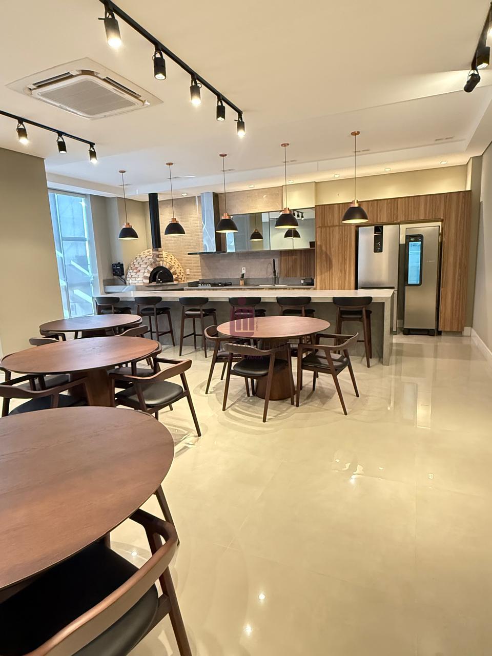 APARTAMENTO - ELEGANCE TOWER - CENTRO