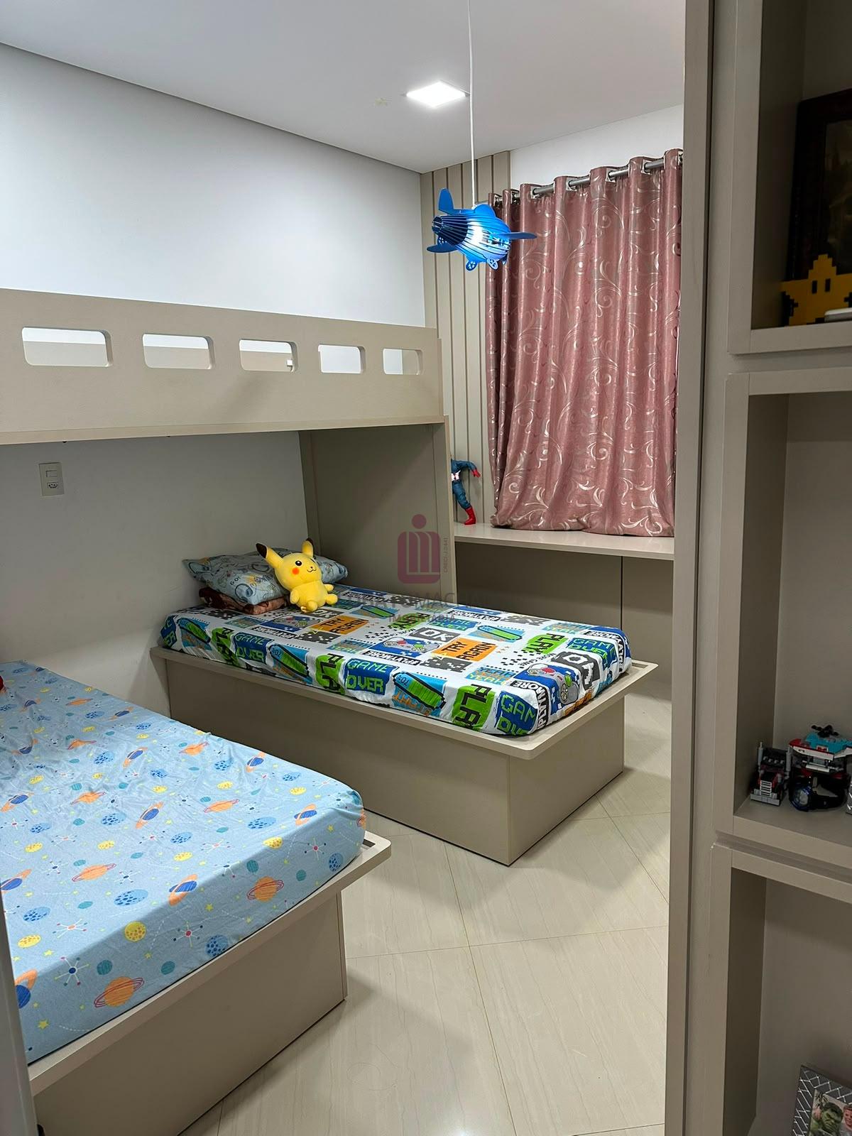 SOBRADO MOBILIADO - CONDOMÍNIO TERRAS ALPHA I