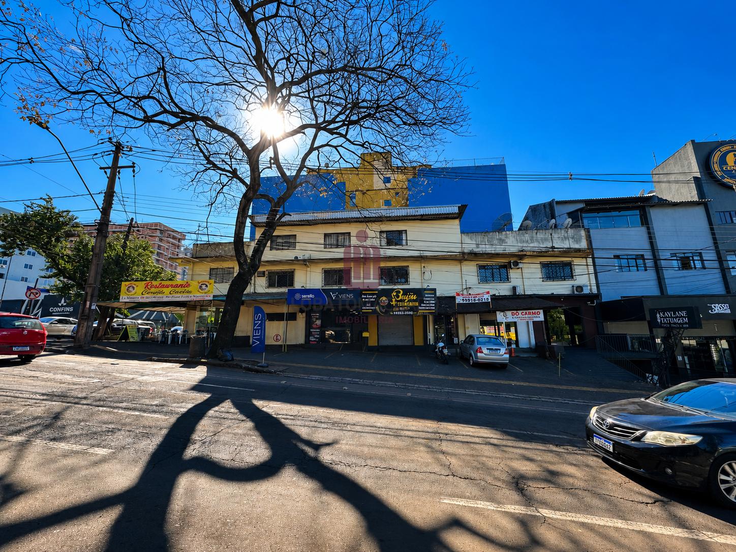 PRÉDIO - AVENIDA JORGE SCHIMMELPFENG ESQUINA COM A SANTOS DUMONT  CENTRO