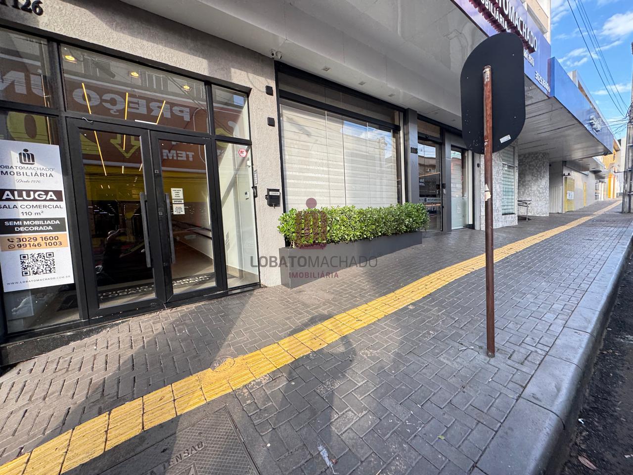 SALA COMERCIAL - TÉRREA - FUNDOS  - CENTRO