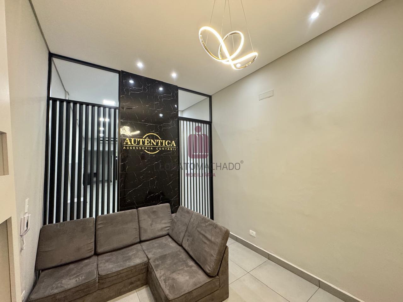 SALA COMERCIAL - TÉRREA - FUNDOS  - CENTRO