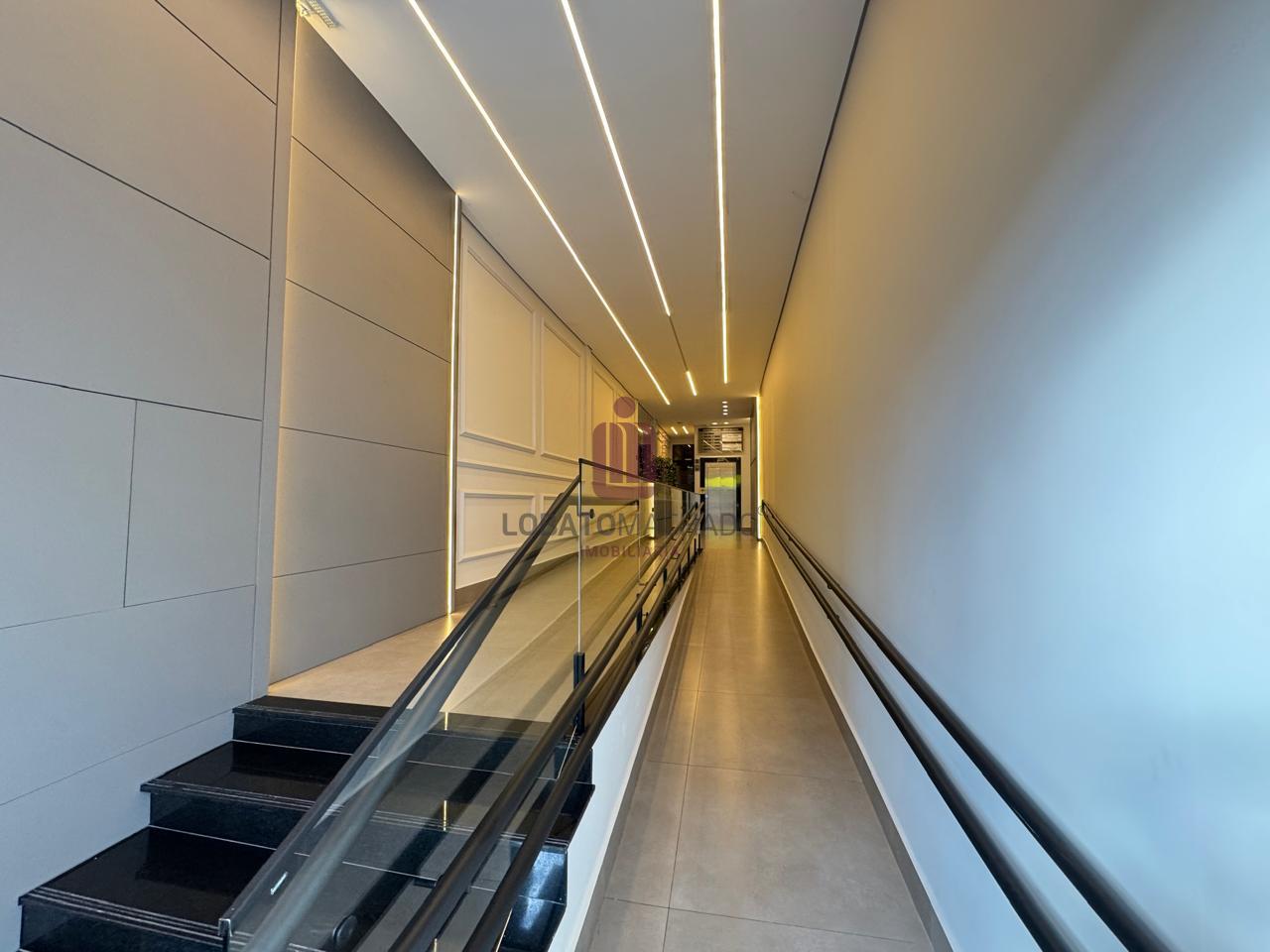 SALA COMERCIAL - TÉRREA - FUNDOS  - CENTRO