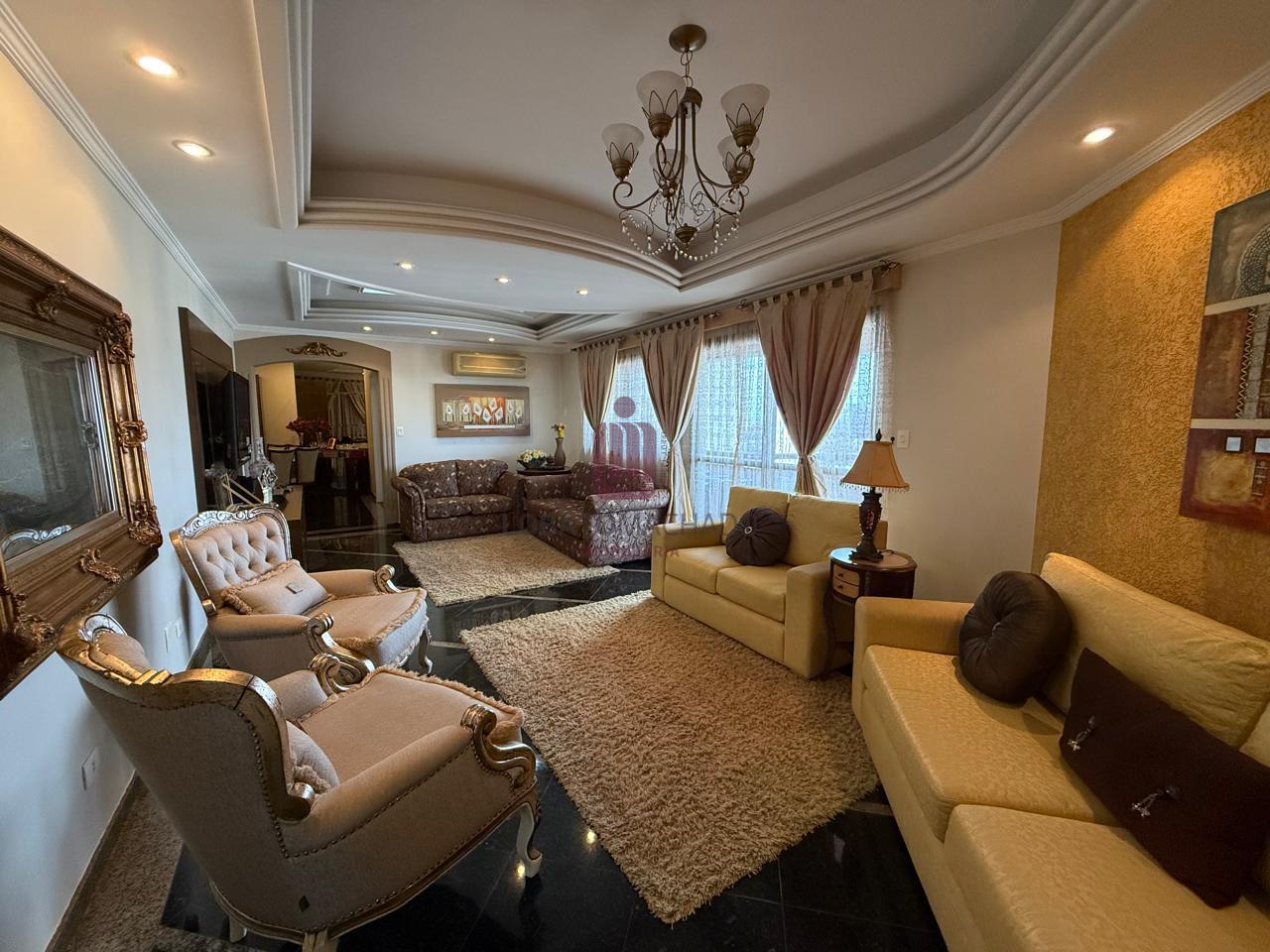 APARTAMENTO MOBILIADO - EDIFÍCIO MAISON CLASSIC