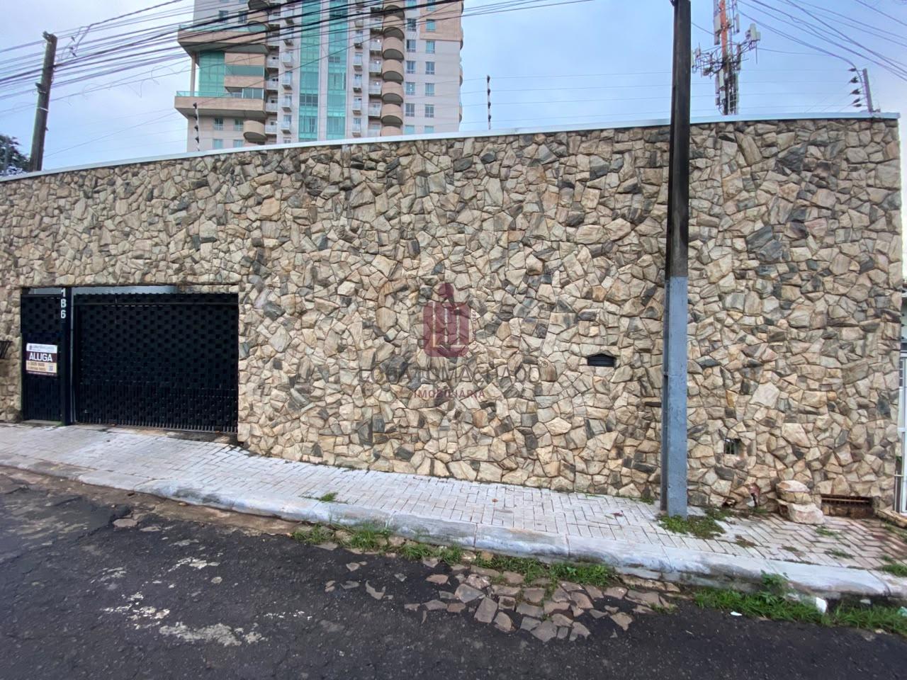 SOBRADO COM PISCINA - JARDIM POLO CENTRO