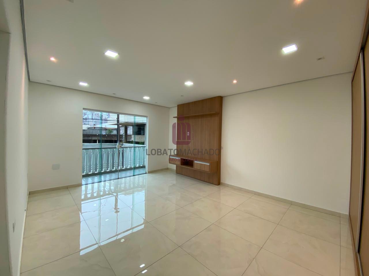 SOBRADO COM PISCINA - JARDIM POLO CENTRO
