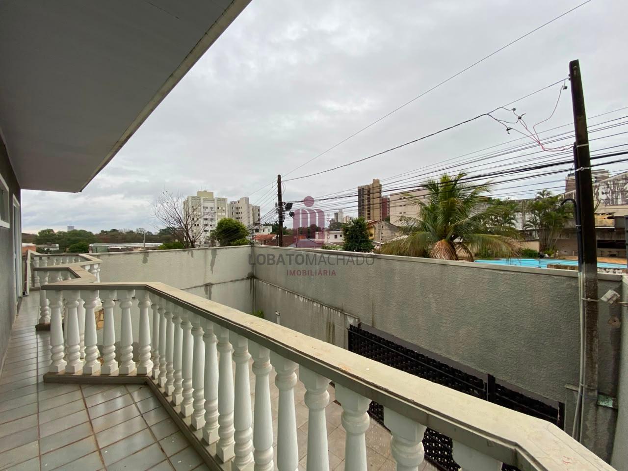 SOBRADO COM PISCINA - JARDIM POLO CENTRO
