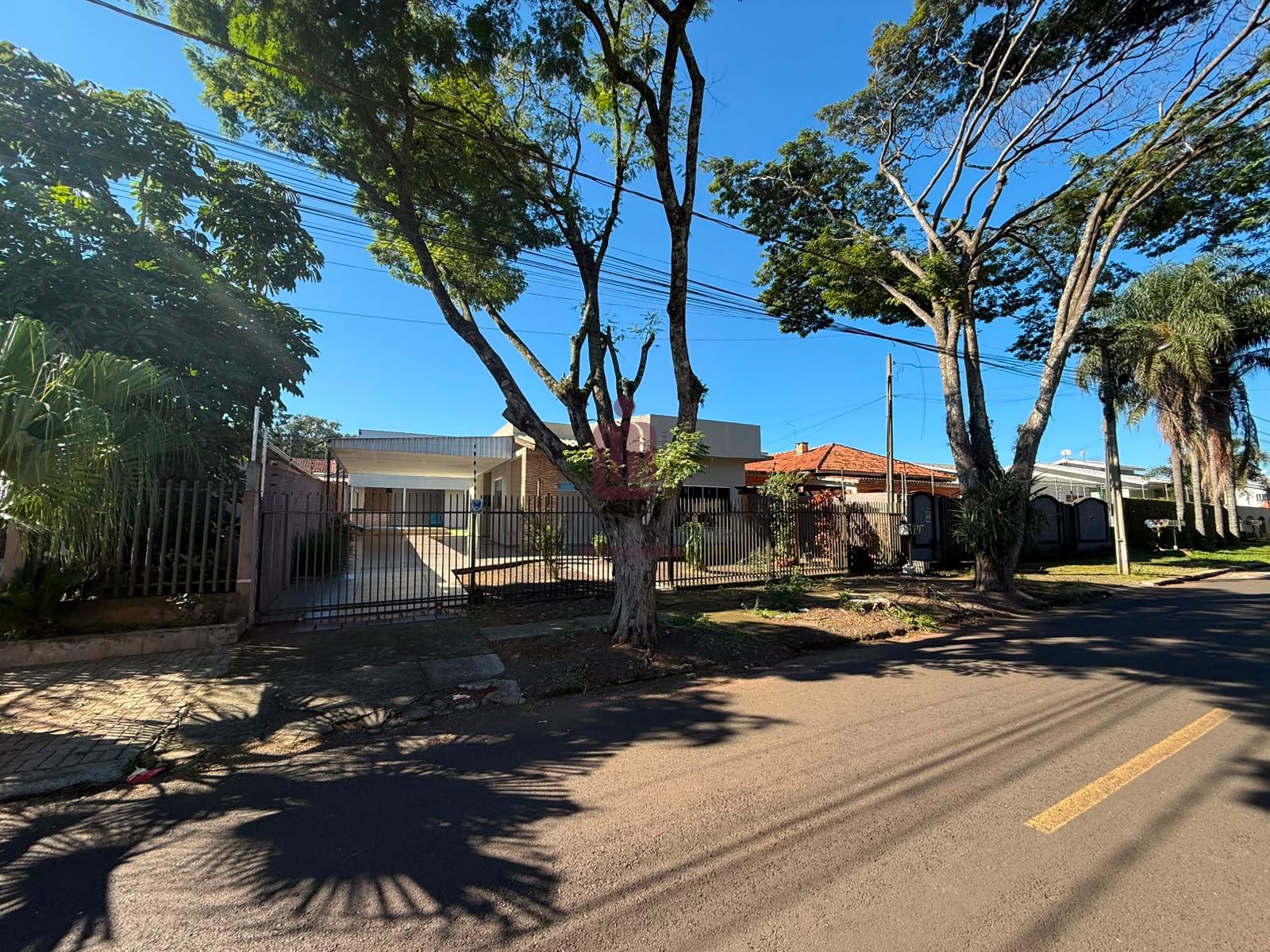 CASA - RUA DOS EUCALIPTOS - JARDIM BOURBON