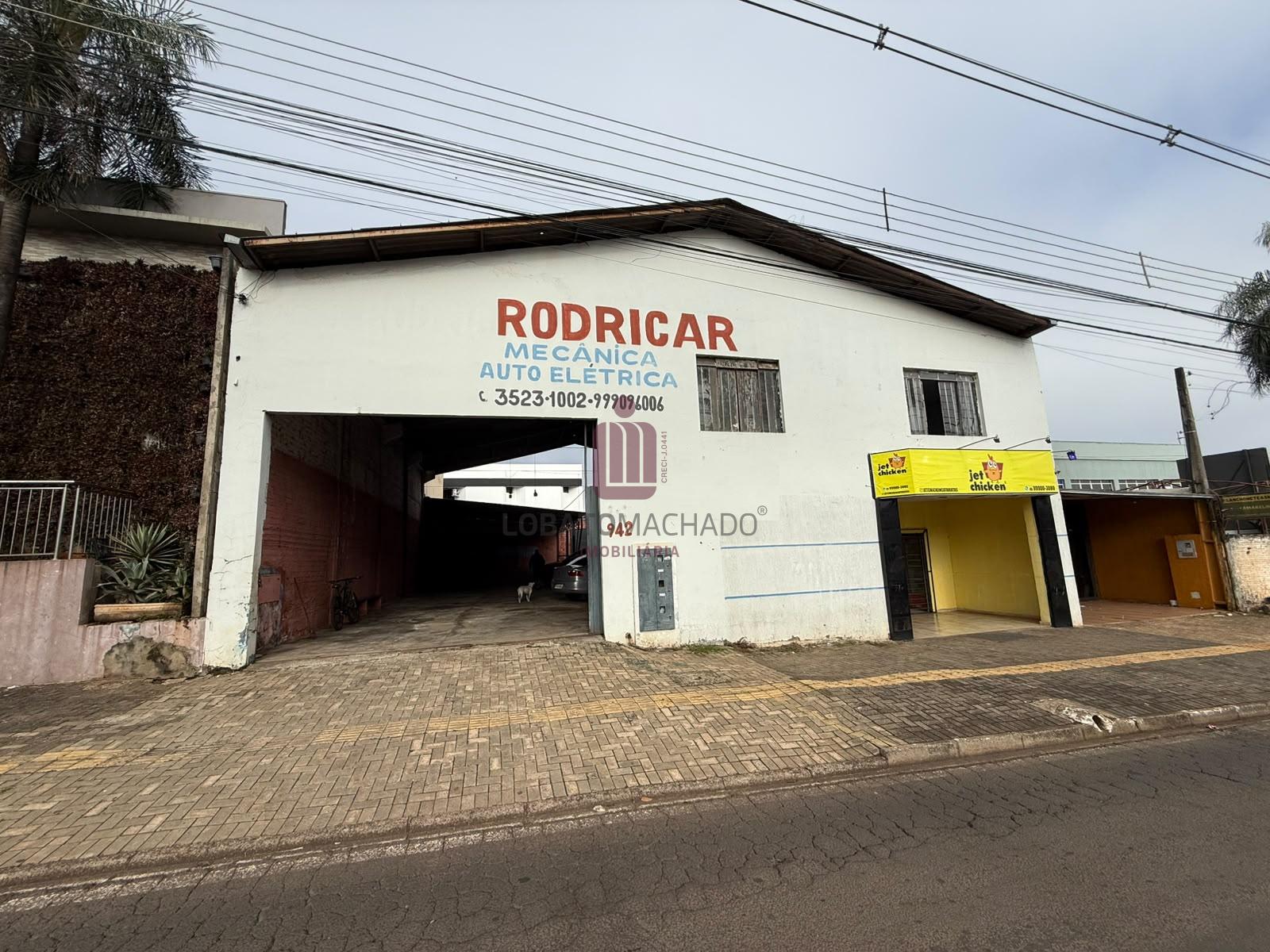 BARRACÃO - AVENIDA DAS CATARATAS - VILA YOLANDA