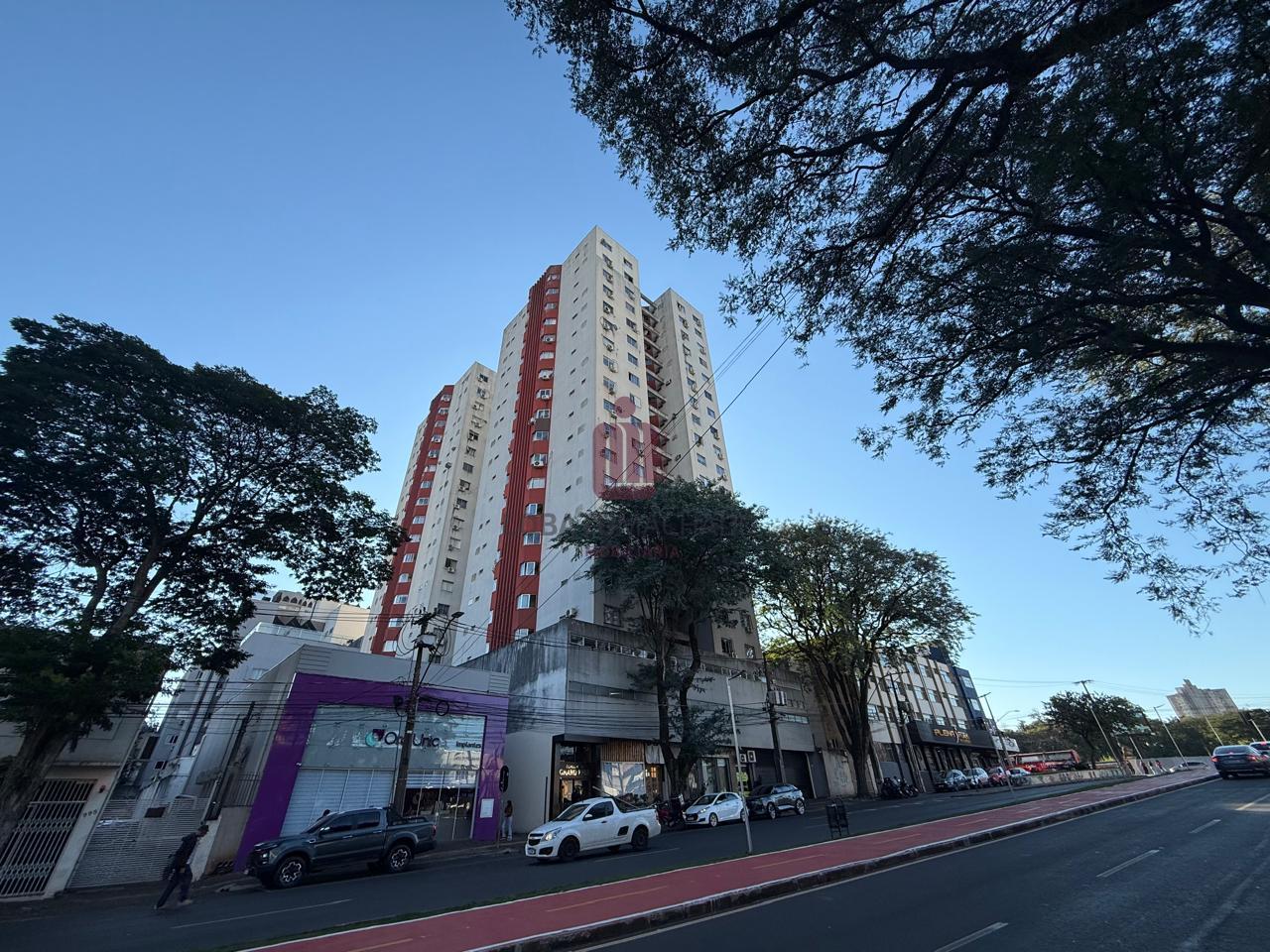 EDIFÍCIO GRAND PRIX - APARTAMENTO