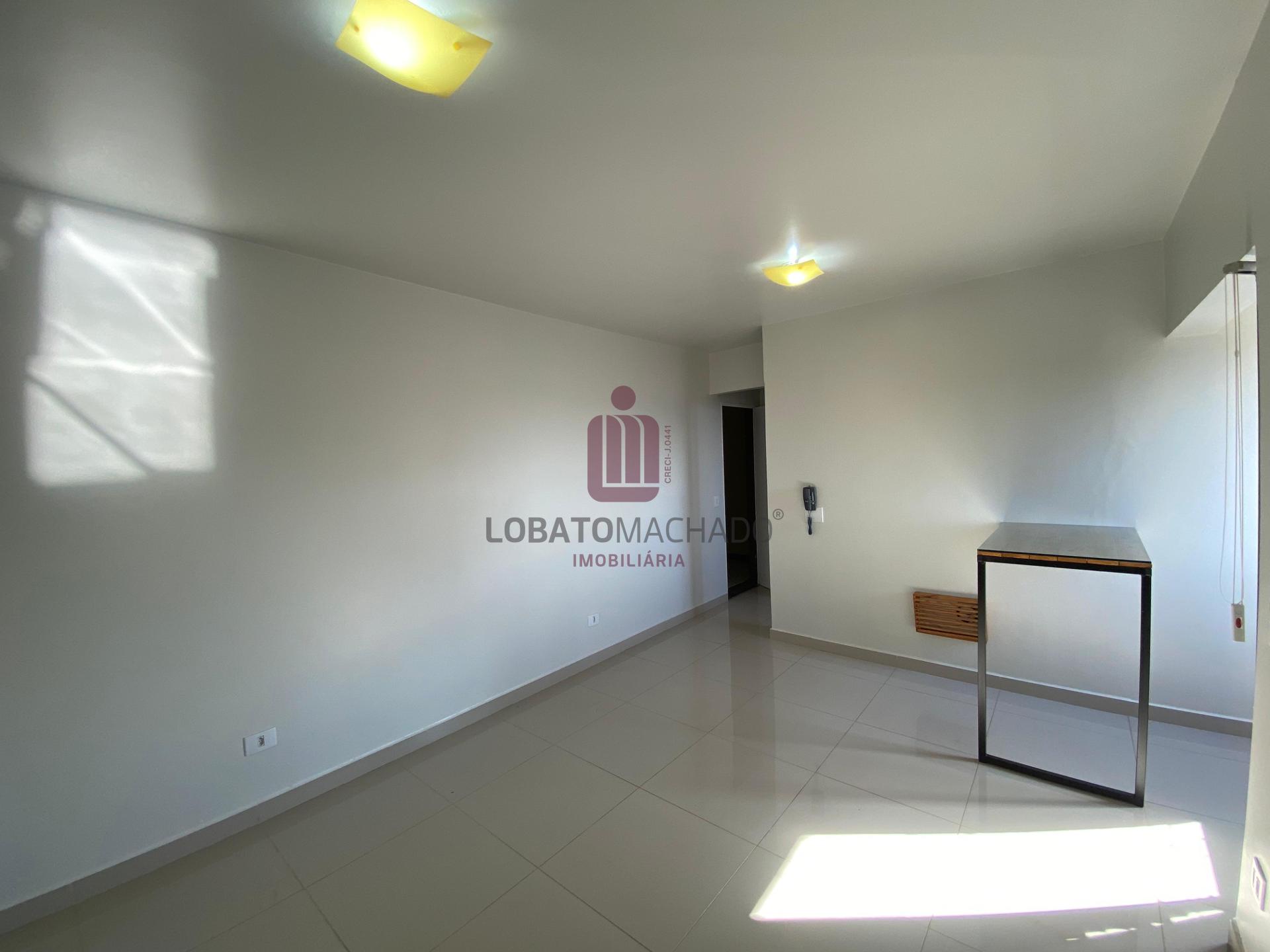 EDIFÍCIO GRAND PRIX - APARTAMENTO