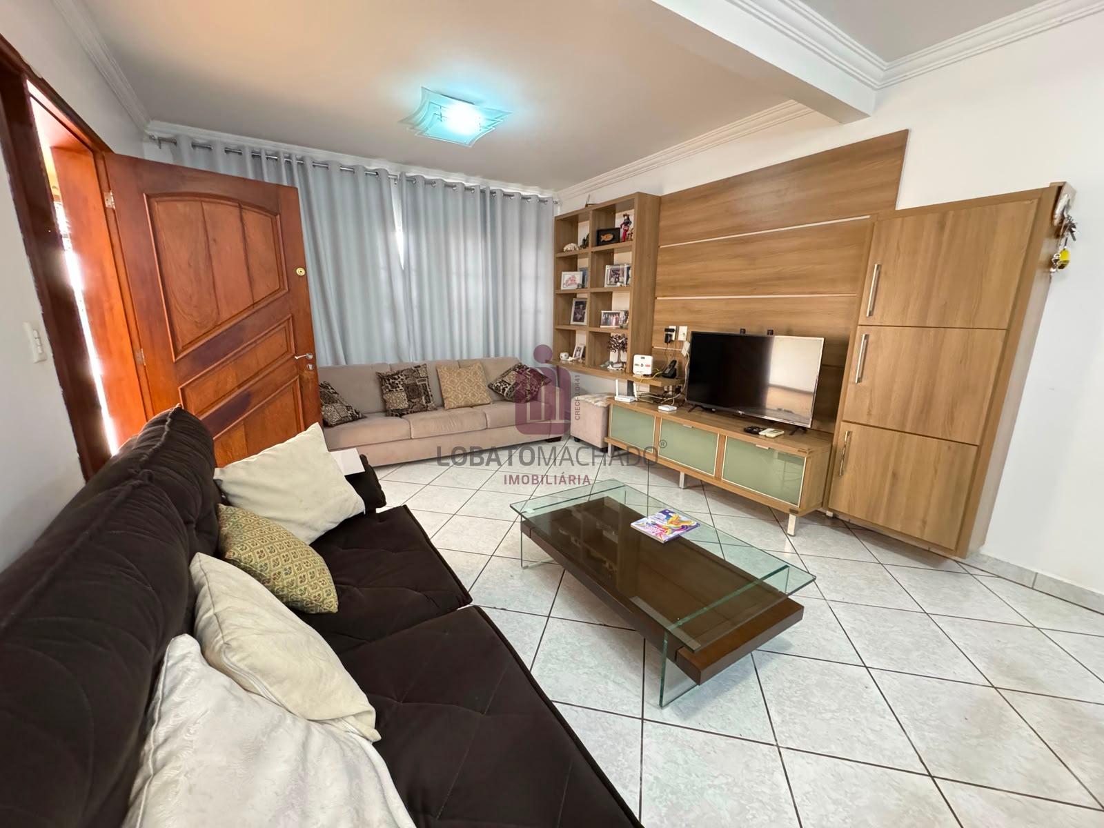 Casa com 04 dormitórios - Jardim Maracanã próximo ao Shopping JL
