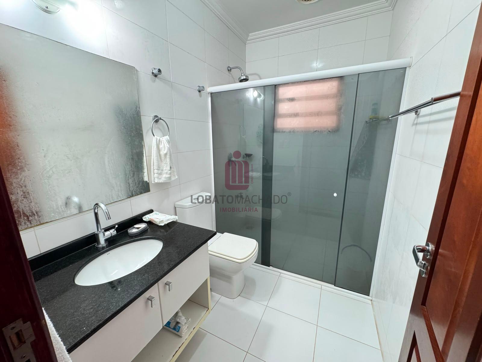 Casa com 04 dormitórios - Jardim Maracanã próximo ao Shopping JL