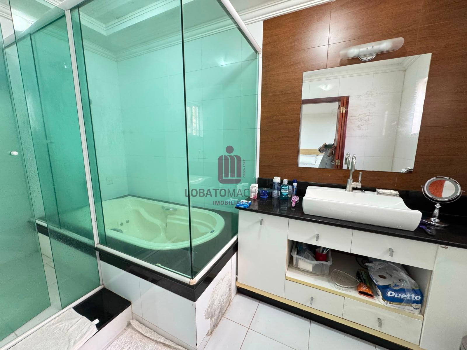 Casa com 04 dormitórios - Jardim Maracanã próximo ao Shopping JL