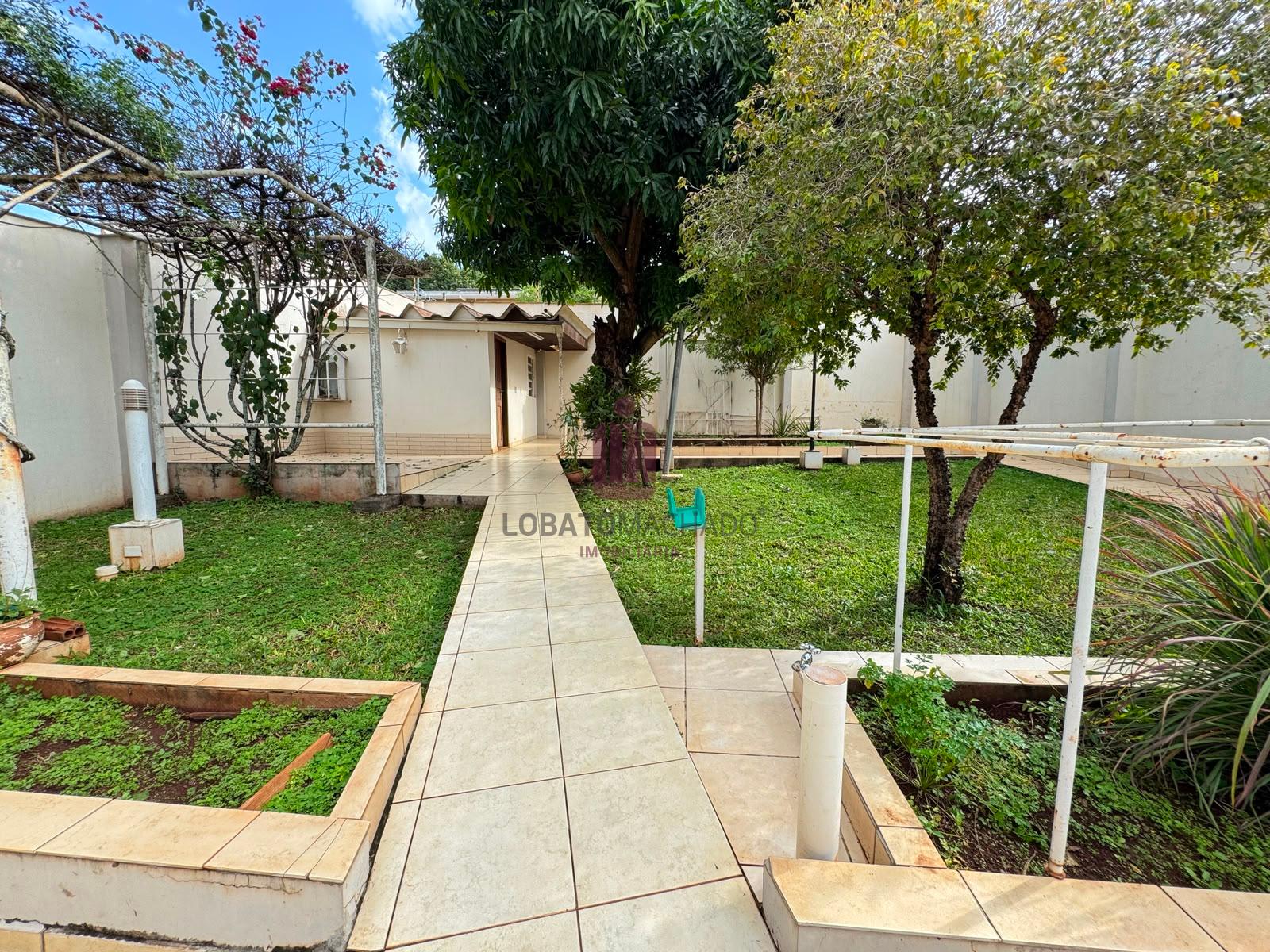 Casa com 04 dormitórios - Jardim Maracanã próximo ao Shopping JL