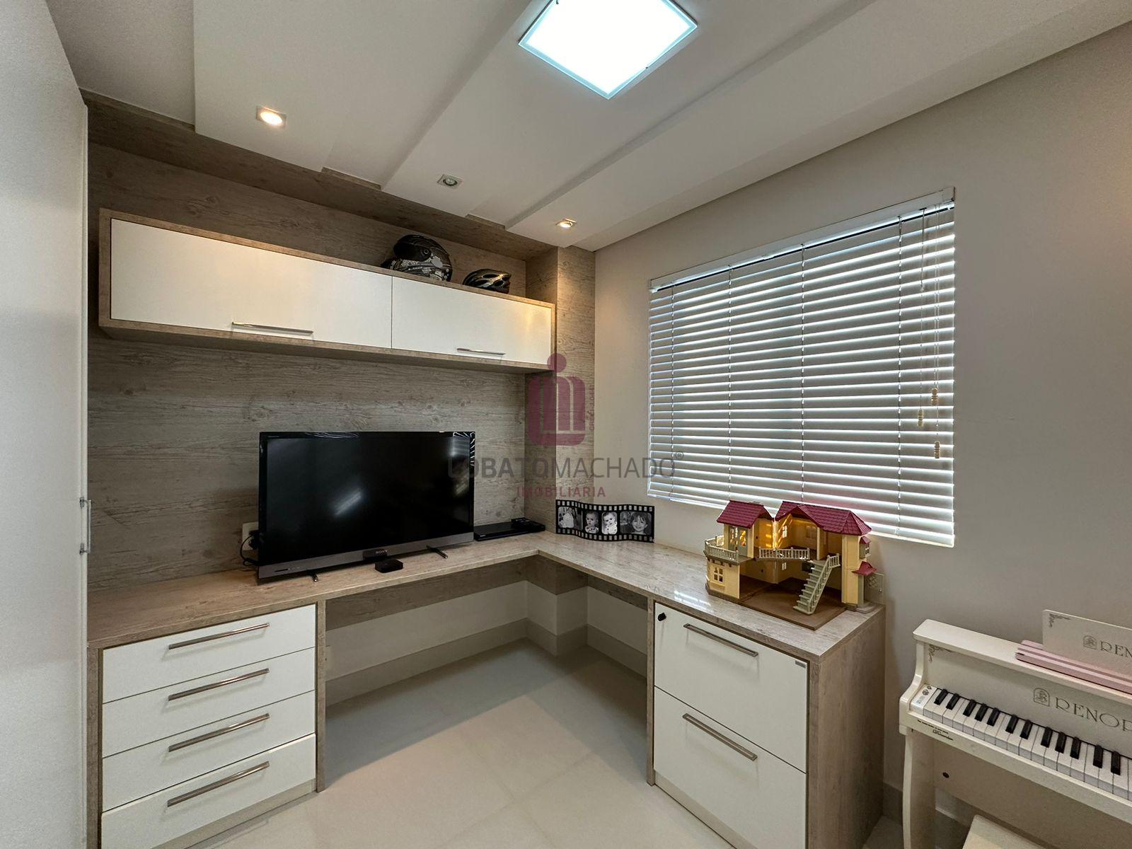 APARTAMENTO - EDIFÍCIO VIENA - CENTRO