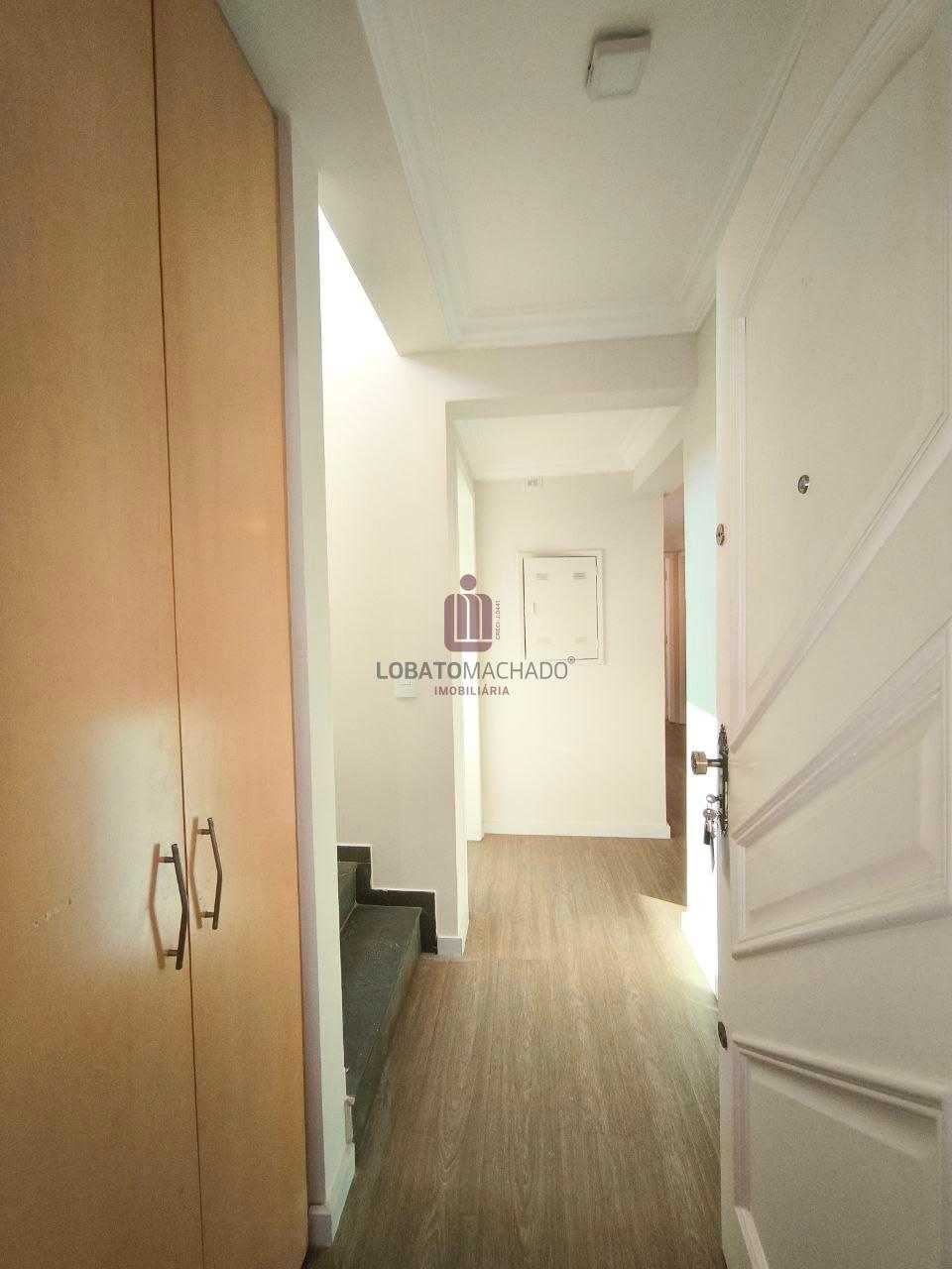 APARTAMENTO DUPLEX - EDIFÍCIO ISADORA