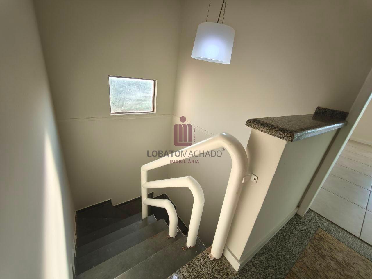 APARTAMENTO DUPLEX - EDIFÍCIO ISADORA