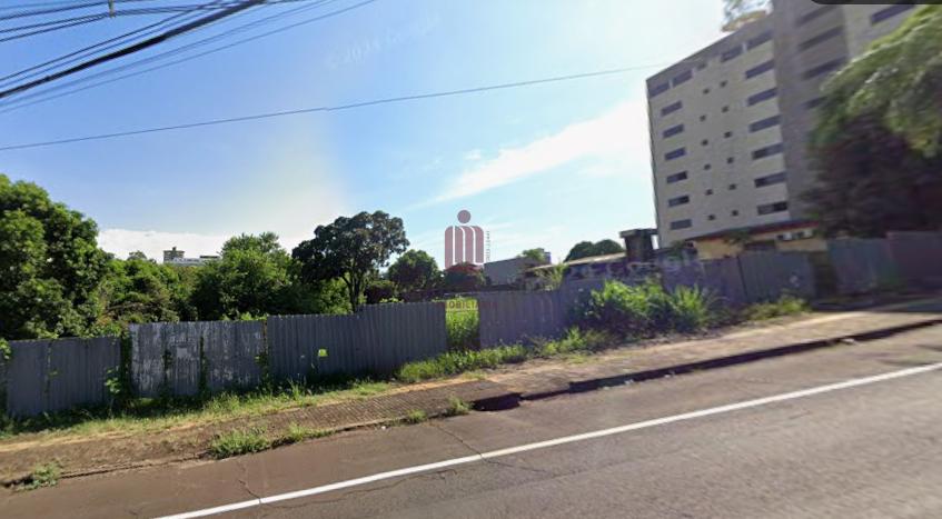TERRENO NO CENTRO