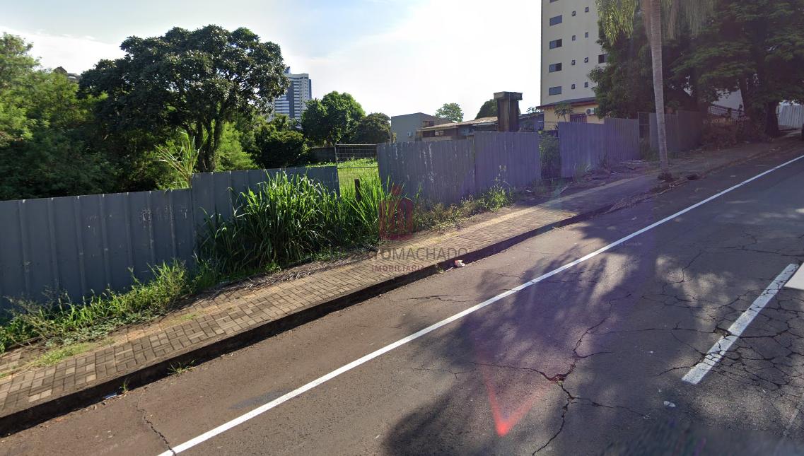 TERRENO NO CENTRO