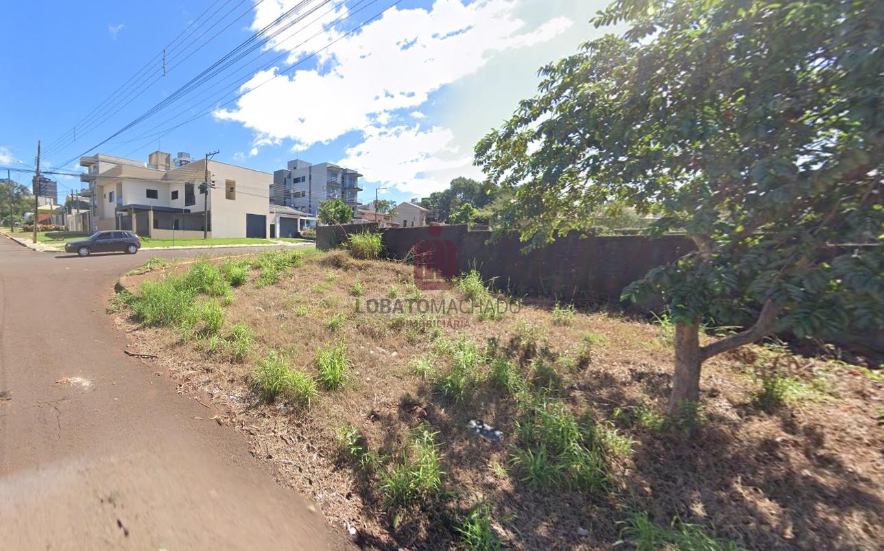 TERRENO NO CENTRO